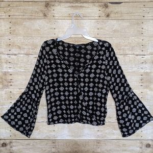 American Eagle Floral Bell Sleeve Crop Top
